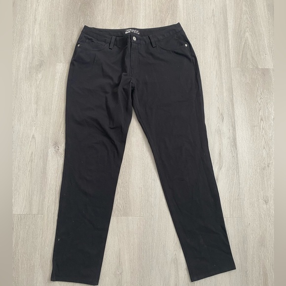 Black Womens Golf Pant - Picture 3 of 4